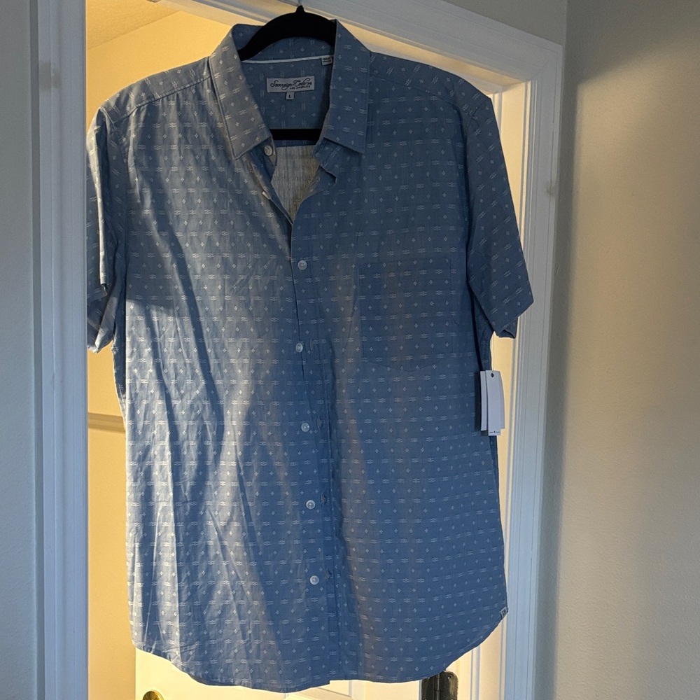 Sovereign Code short sleeve button down NWT